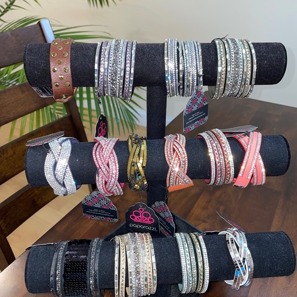 Bundle of Paparazzi Bracelets - Picture 1 of 1